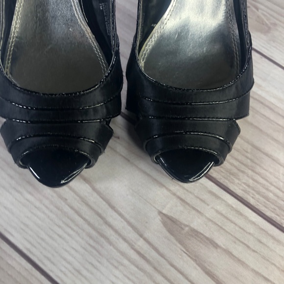 WHBM Heels open-toe sling back Size 7 - Picture 3 of 6